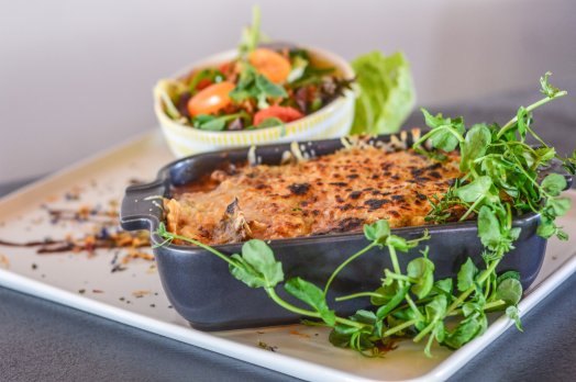 Plan des mains Agnolotti, petites ravioles aux morilles Méribel pistes Hiver 2023 ©Infosnews-34.jpg