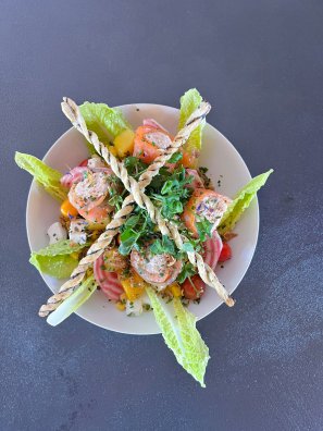 Plan des mains Saumon en 2 textures Méribel pistes Hiver 2023 ©Infosnews-5.jpg