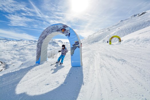 Ski_famille_au_Friendly_Natural_Park-Infonews-30242-1600px.JPG