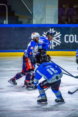 Hockey HCMP contre Clermont Ferrand - Courchevel - HIVER 2023 ©Infosnews-26.jpg
