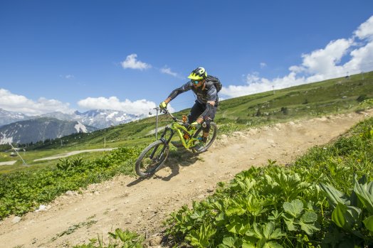 Courchevel-Courchevel Tourisme-bike patrol, vtt-2023-07-10.jpg