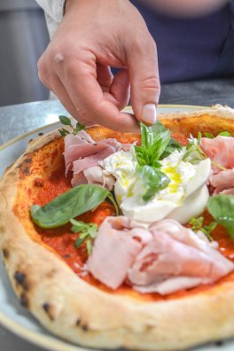 CDF-BC7-BSM-été2023-©infosnews-21-Pizza Carlotta Bella.jpg