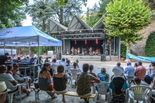 Ca chante à Brides - Brides-les-Bains ETE 2022 ©Infosnews-7.jpg