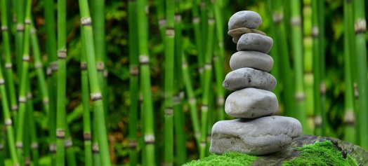 stones-g909f4fe8a_1920@Pixabay.jpg