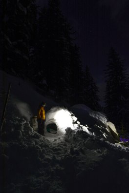 Igloo stage de survie - Courchevel - HIVER 2023 ©Infosnews-214.jpg
