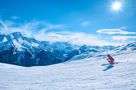 la_plagne_skieuse1-jourblancstudio.jpg