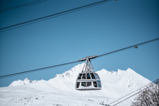 vanoise express - credit Aigal Studio.jpg