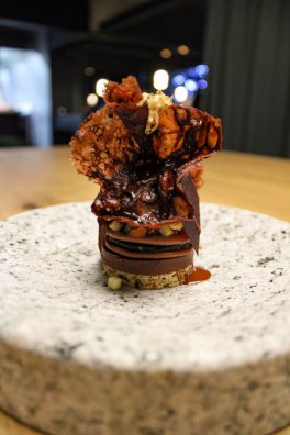 CDF L'alpage Annapurna-Courchevel -hiver2024-Le Chocolat Bonne Franquette, trugge blanche et noix de Savoie©infosnews-141.jpg