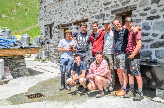 gaec-alpin-peisey-chalet-des-rossets-famille-poccard-peisey-vallandry-ete-2022-a9infosnews-24.jpg