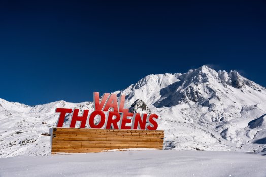 231115_LettresGéantes - L.Brochot - OT val Thorens.jpg