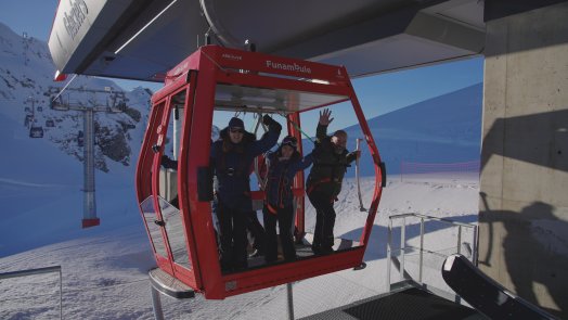 OURS Aerolive.00_10_31_11.Still007.jpg