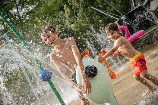 base-loisirs-versants-aime-vallee-jeux-eaux-enfants6-JNJ-Photo.jpg