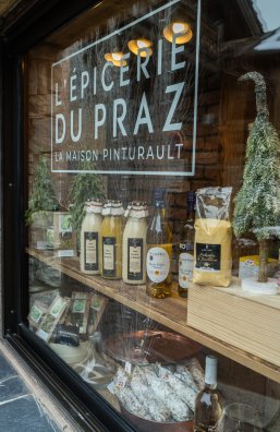 2024_Epicerie du Praz_Vitrine_2©Unduo.jpg
