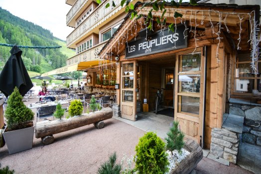 CDF La table de mon grand pere - Courchevel-été2024-©infosnews-1.jpg