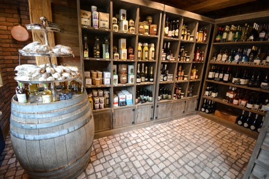 epicerie du praz - maison Pinturault-courchevel-été2024-©infosnews-19.jpg