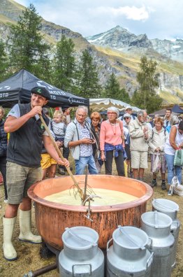 Fete du costume et de la montagne - Peisey Vallandry - ETE 2022 ©Infosnews-165.jpg