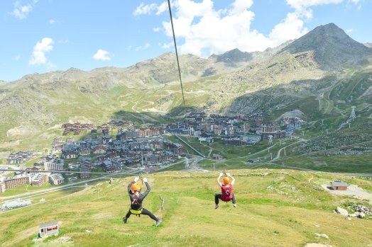 Double Tyrolienne La Bee Val Thorens Ete-2020 © Infosnews-17.jpg