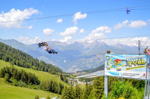Tyrolienne-la plagne-été2023-©infosnews-21.jpg