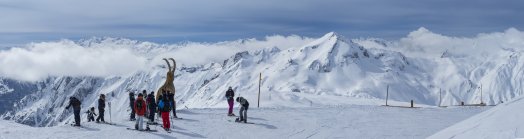 Skieurs_au_sommet_de_la_Masse-Gilles_LANSARD-27695.JPG
