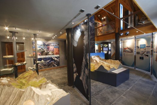 interieur-espace-glacialis-6332af86caadf257301382.jpg