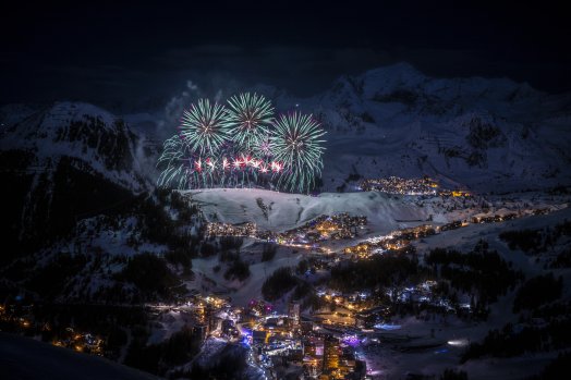 Feux_d_artifice_nouvel_an-JNJ_Photo-22423.JPG