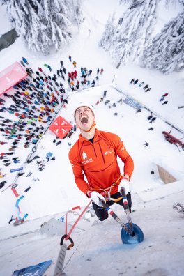 Finale_coupe_du_monde_de_cascade_sur_glace-Nils_Paillard-22577.JPG