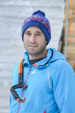 Tour de glace -Nils Guillotin- Champagny-le-Haut-hiver2025-©infosnews-32.jpg