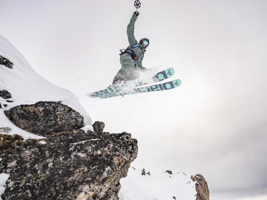 Freeski Academy 2024 - Shooting Blackcrow - Nicolas Secerov 5.jpg