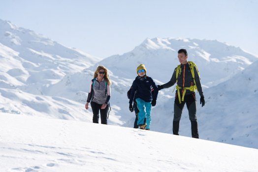 Randonnee_Raquette_Sentier_Bernadette-David_ANDRE-31508.jpeg