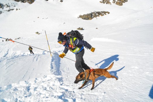 Exercice Recherche de victimes d'avalanche Orelle-hiver2025-©infosnews-52.jpg