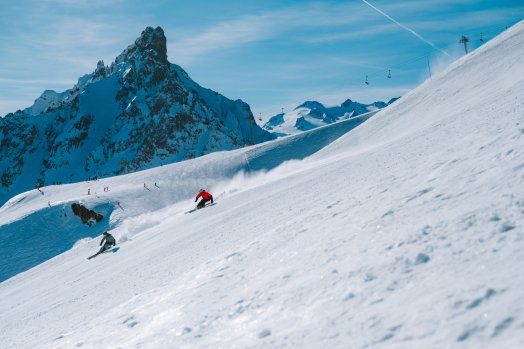 20240206-ski-piste-duo-hiver-saulire-first-track-courchevel-creux-m-combe-cc-arthur-bertrand-exp20290206-035.jpg