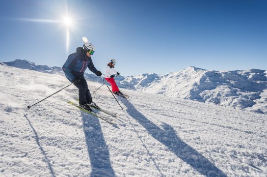 Ski_couple-Vincent_LOTTENBERG-36063-1600px.JPG