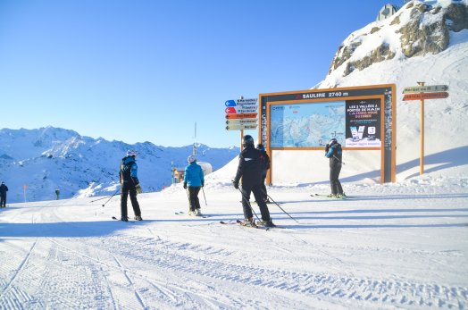 Saulire téléphérique - first track - conducteur-Courchevel-hiver2025-©infosnews-26.jpg