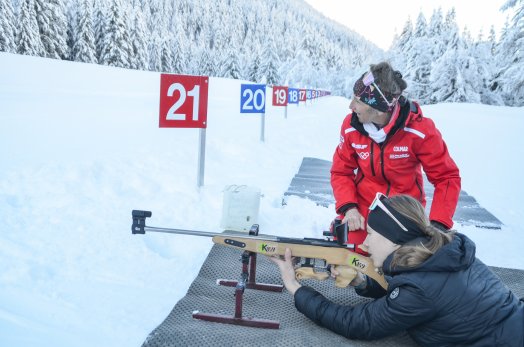 biathlon initiation ESF - Peisey -hiver2025-©infosnews-162.jpg