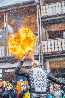 FestiValTho Val Thorens Hiver-2018 Cracheur de feu © Infosnews-71.jpg