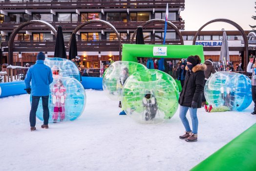 Bubble_foot_-_24h_Des_Menuires-Vincent_LOTTENBERG-25401.JPG
