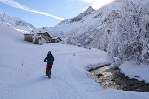 e trottinette - vallon de rosuel - ESF - Peisey -hiver2025-©infosnews-63.jpg
