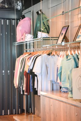 Caron 3200 - Boutique - Val Thorens-hiver2025-©infosnews-24.jpg
