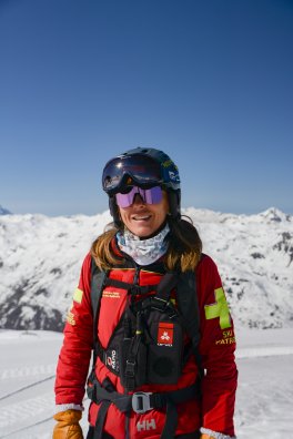 Marina Guigonnet Pisteur - Les Menuires-hiver2025-ļinfosnews-17.jpg