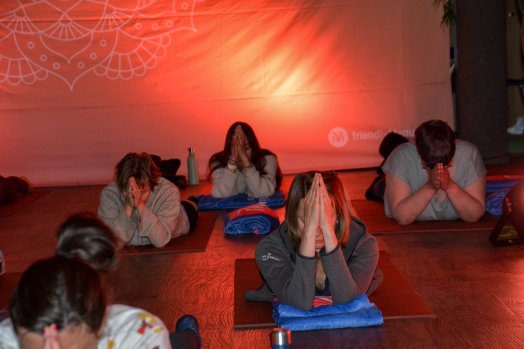 Test Yinyoga Yogiski - Les Menuires-hiver2025-©infosnews-17.jpg