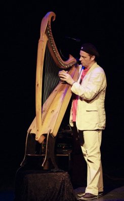 folkmiouse02-632d78c4f17f3238070208.jpeg