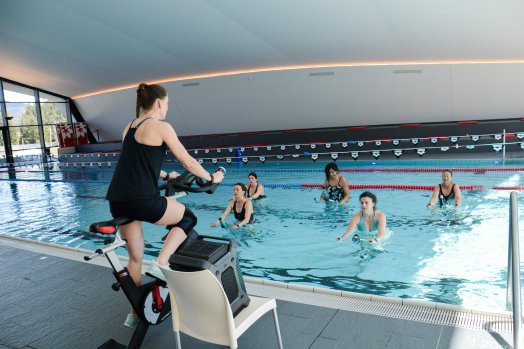 Aquamotion - Aquabike-Courchevel-hiver2025-©infosnews-18.jpg