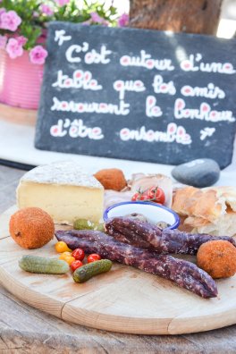 SAINT MARTIN BELLEVILLE - Le Corbeleys - coup de fourchette-2025-ļinfosnews-3.jpg