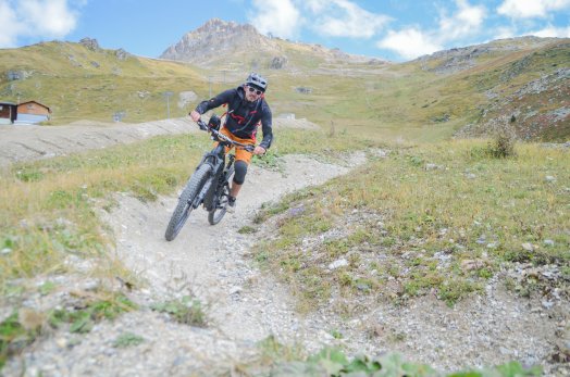 vtt-descente-enduro-brides-les-bains-meribelbrides-les-bains-meribel-ete2024-c-infosnews-140-670529acce37f343530120.jpg
