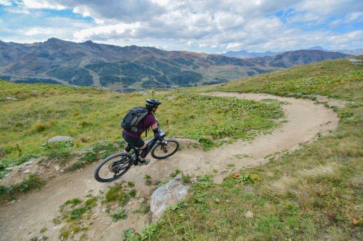 vtt-descente-enduro-brides-les-bains-meribelbrides-les-bains-meribel-ete2024-c-infosnews-90-6705298b9caab465792217.jpg