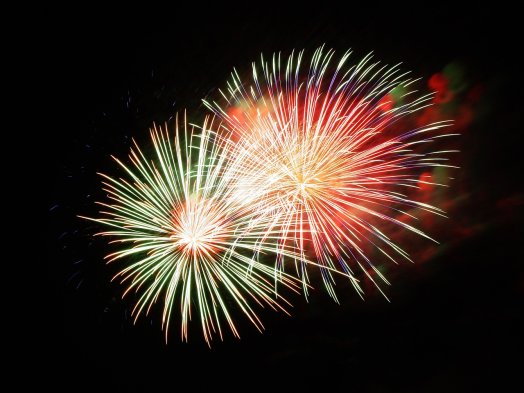 fireworks-227383_1280.jpg