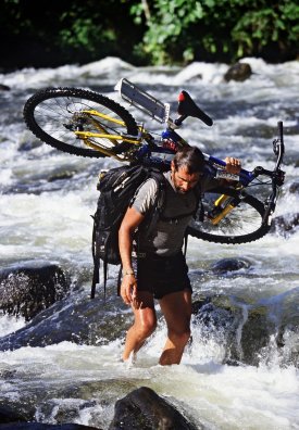 AMAZON RIVER ©SebastianDevenish_99068.jpg