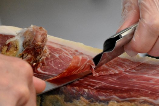 ham-785438_1920.jpg