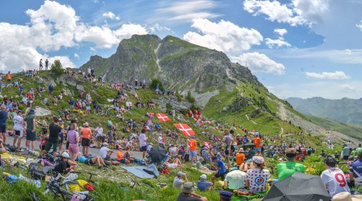 TDF col de la loze-courchevel-été2023-©infosnews-Panorama 5.jpg