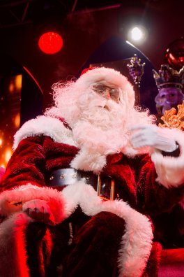 2024-12-24_CourchevelTourisme_Noel_Courchevel1850_Photo©DavidANDREWOJ-DSC_1324 copie.jpg